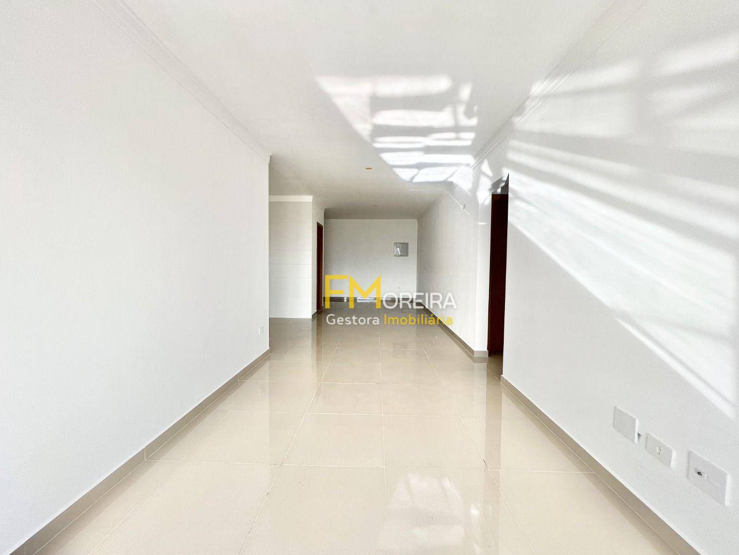 Apartamento à venda com 3 quartos, 127m² - Foto 5