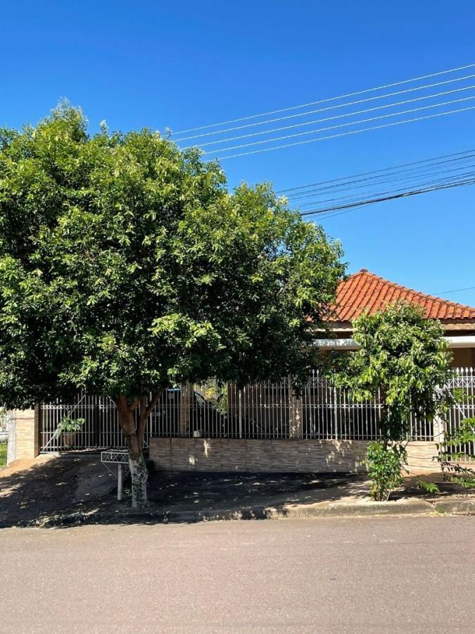 Casa à venda com 3 quartos, 366m² - Foto 2