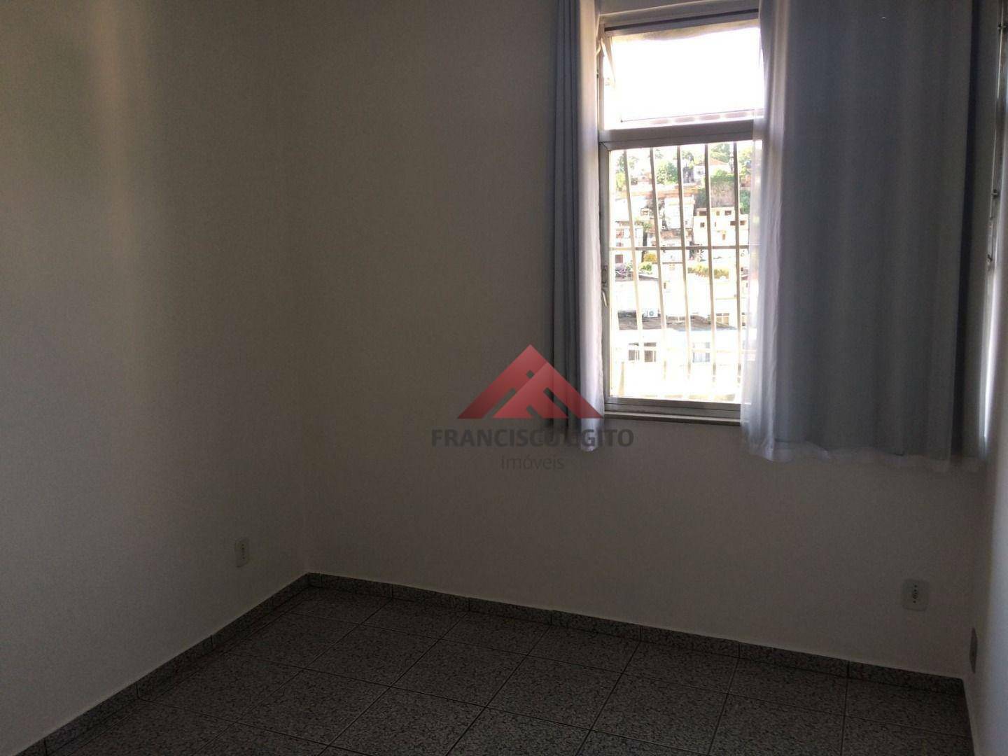 Apartamento à venda com 3 quartos, 90m² - Foto 11