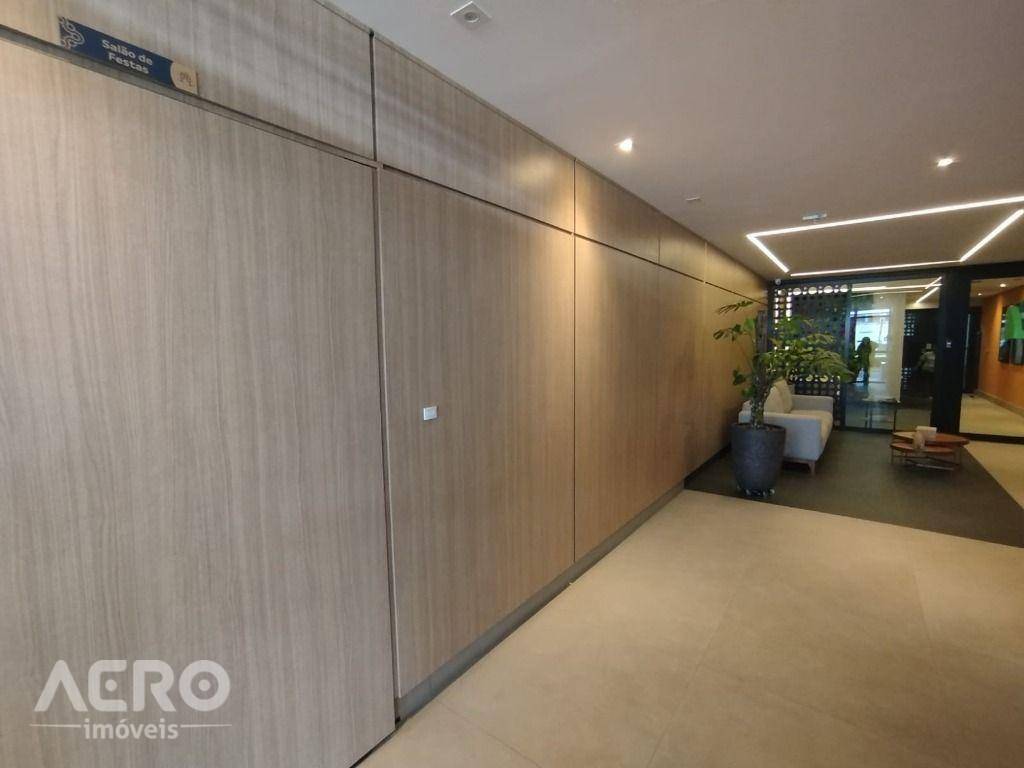 Apartamento para alugar com 2 quartos, 73m² - Foto 2