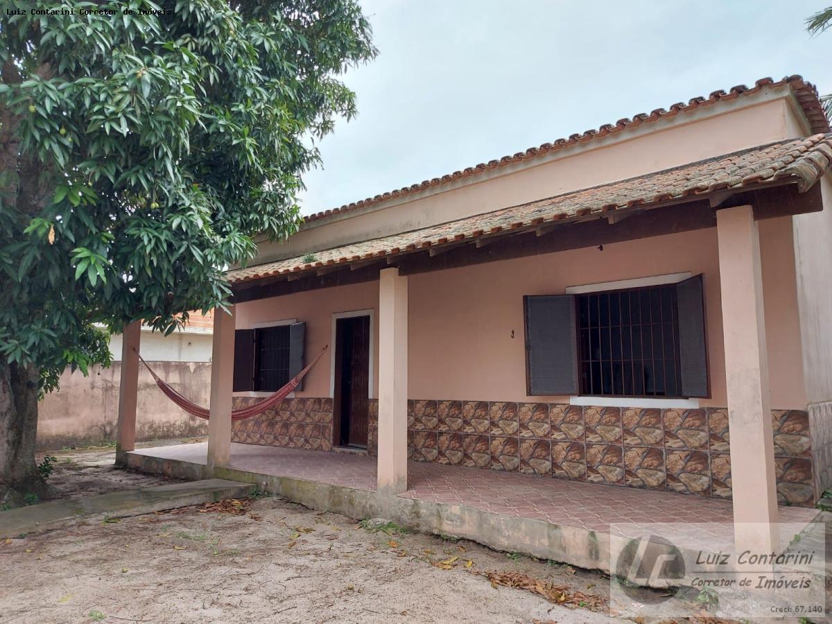 Casa à venda com 2 quartos, 900m² - Foto 2