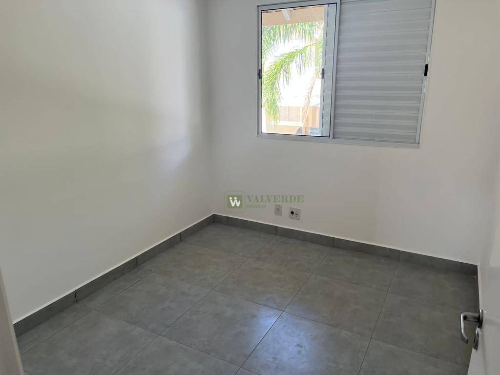 Casa de Condomínio à venda e aluguel com 3 quartos, 154m² - Foto 5