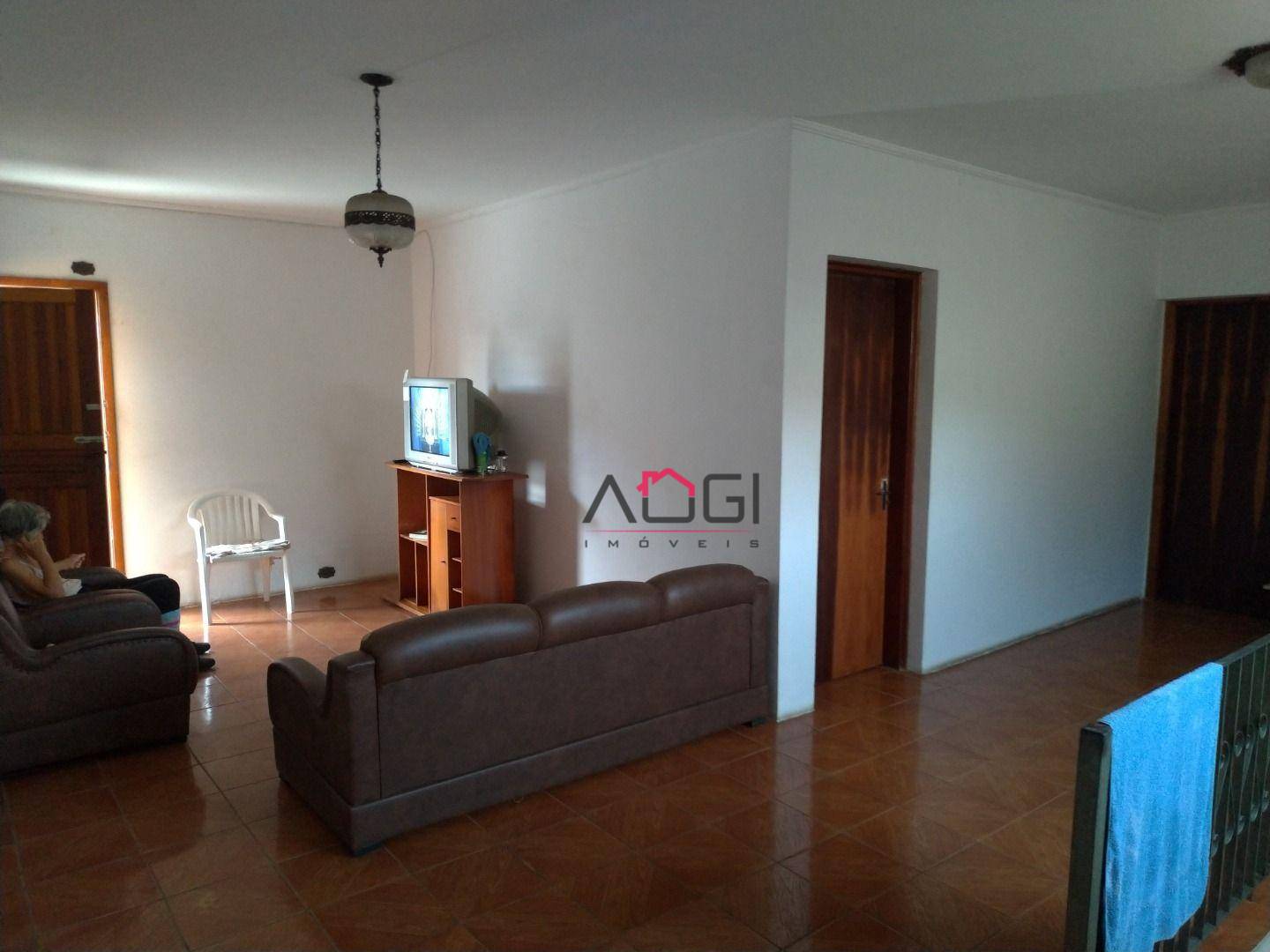 Casa à venda com 3 quartos, 440m² - Foto 15