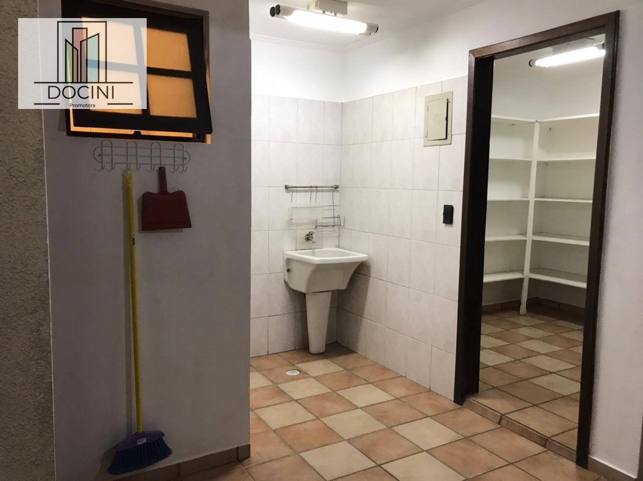 Sobrado à venda com 3 quartos, 240m² - Foto 8