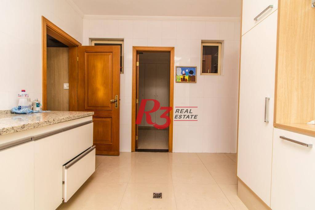 Apartamento à venda com 3 quartos, 240m² - Foto 26