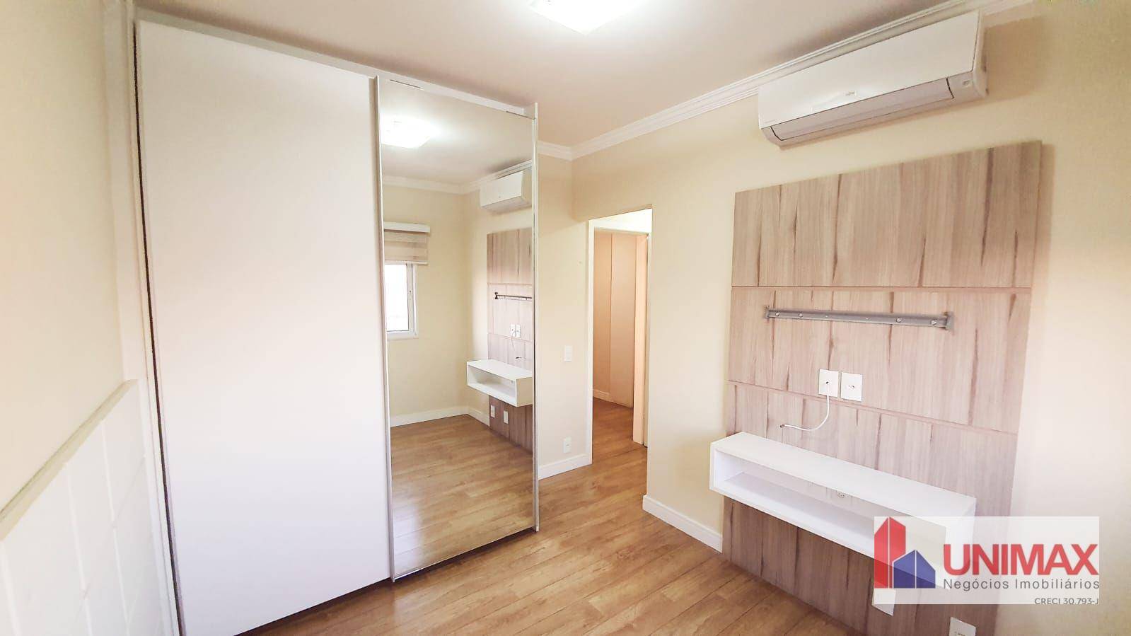 Apartamento para alugar com 3 quartos, 212m² - Foto 11