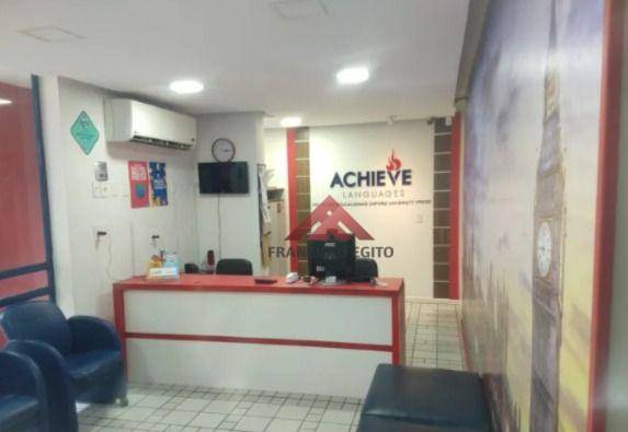 Prédio Inteiro à venda, 300m² - Foto 2