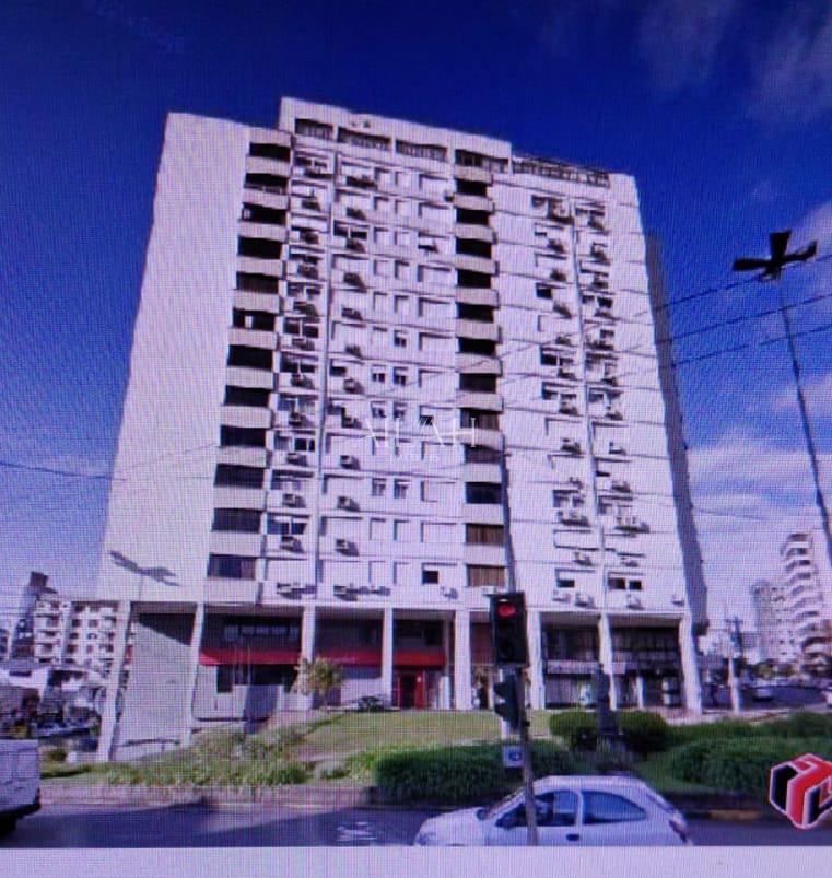 Apartamento à venda com 3 quartos, 165m² - Foto 1