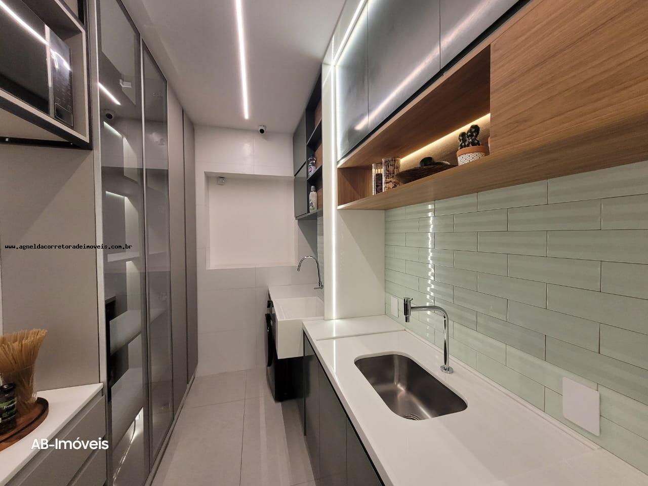 Apartamento à venda com 2 quartos, 58m² - Foto 7