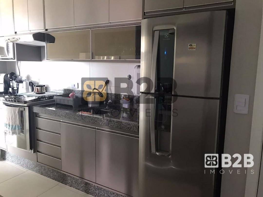 Apartamento à venda com 3 quartos, 81m² - Foto 6