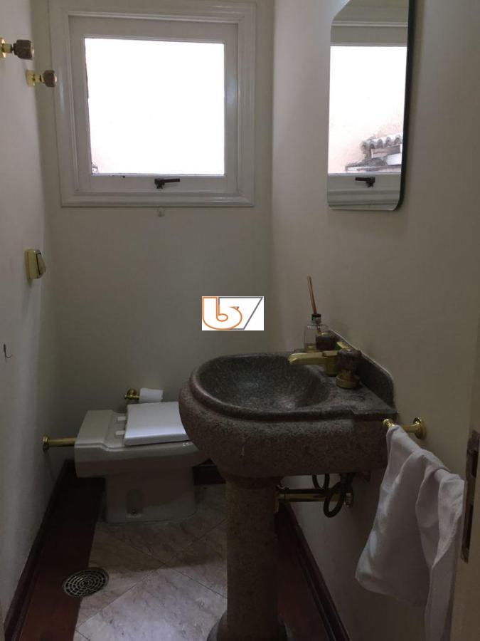 Casa de Condomínio para alugar com 4 quartos, 420m² - Foto 8