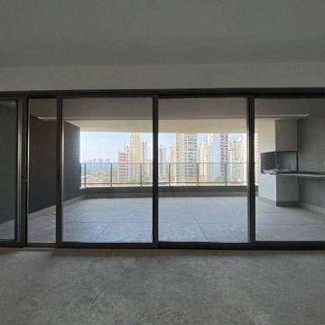 Apartamento à venda com 4 quartos, 158m² - Foto 1