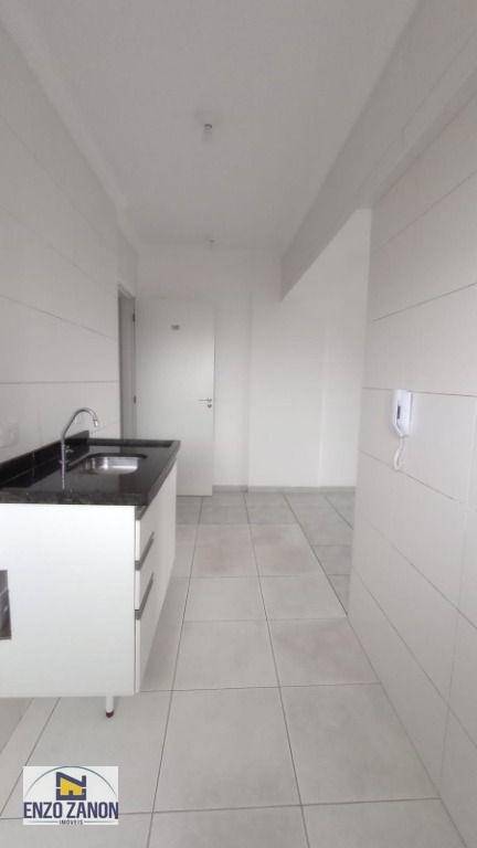 Apartamento para alugar com 2 quartos, 48m² - Foto 4