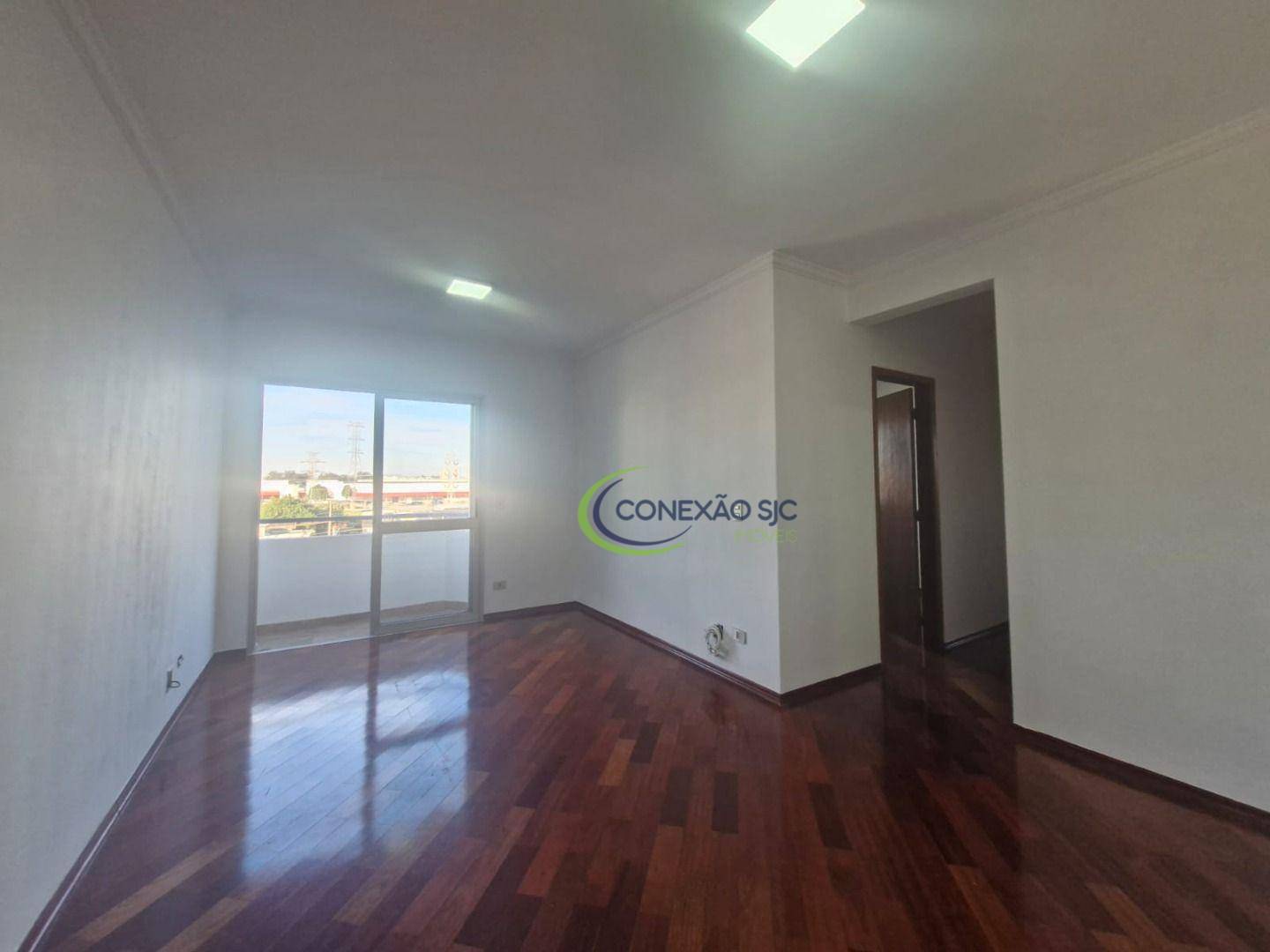 Apartamento à venda com 3 quartos, 81m² - Foto 2