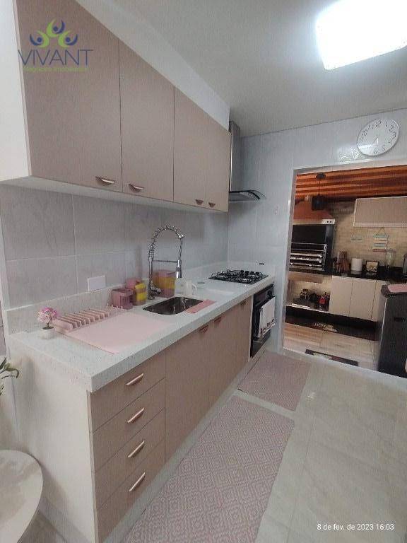 Apartamento à venda com 2 quartos, 58m² - Foto 3