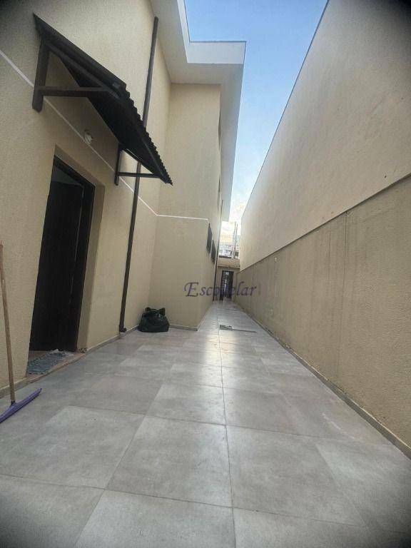 Sobrado à venda com 6 quartos, 240m² - Foto 38