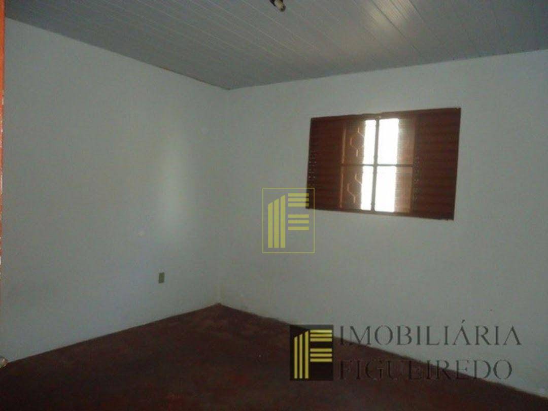 Casa, 5 quartos, 229 m² - Foto 4