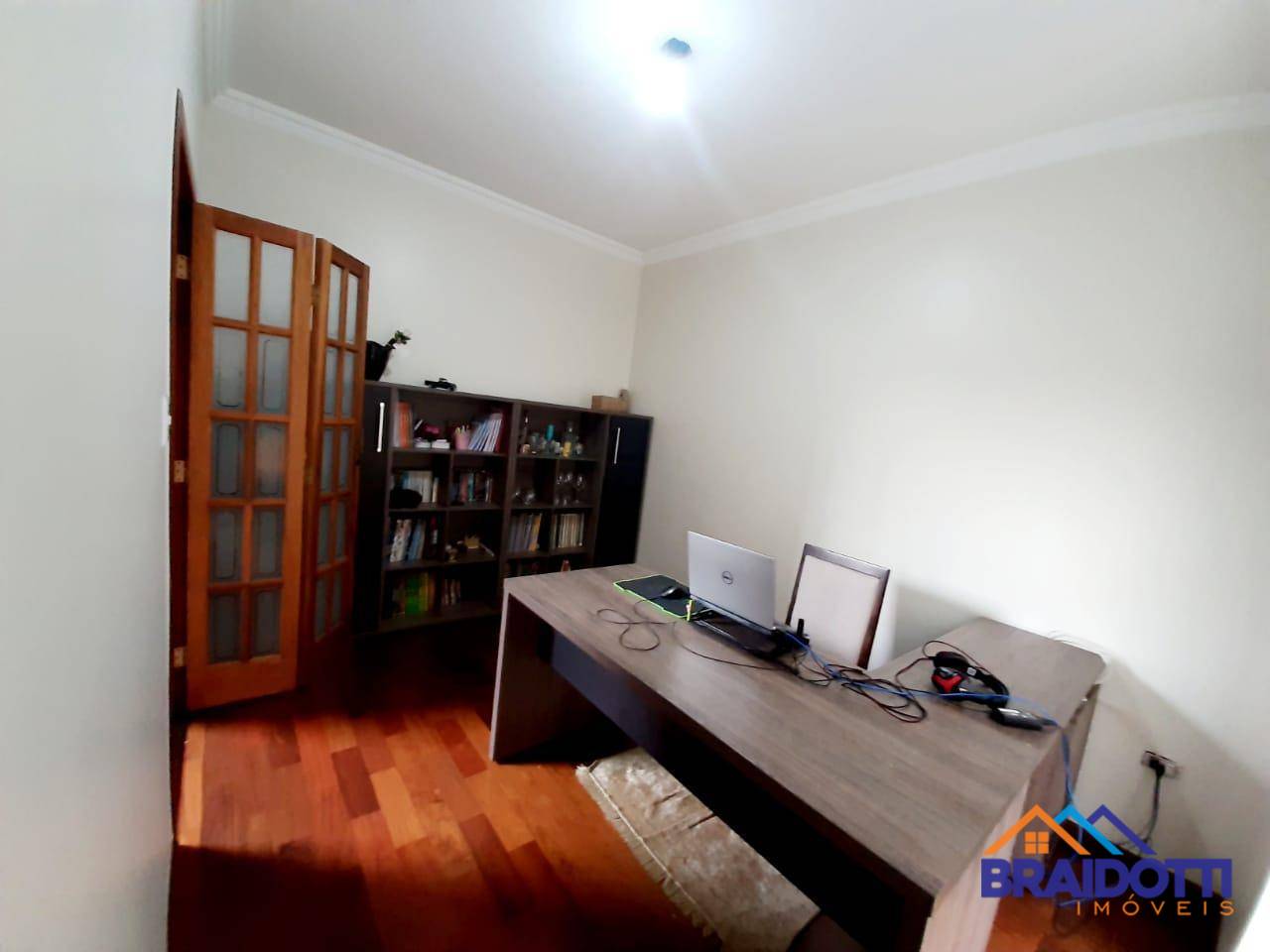 Casa à venda com 3 quartos, 270m² - Foto 12