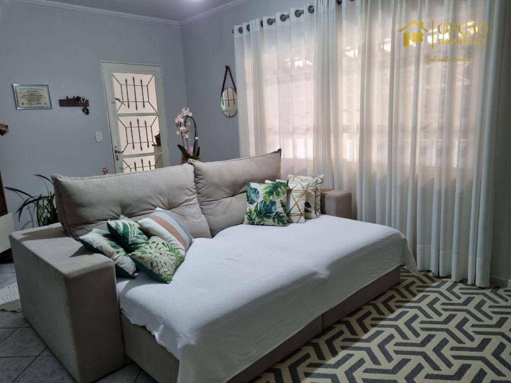 Casa à venda com 2 quartos, 130m² - Foto 3