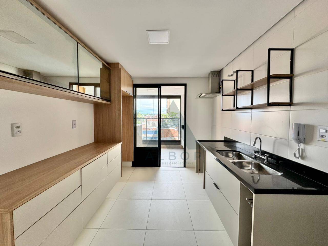 Apartamento, 3 quartos, 183 m² - Foto 1