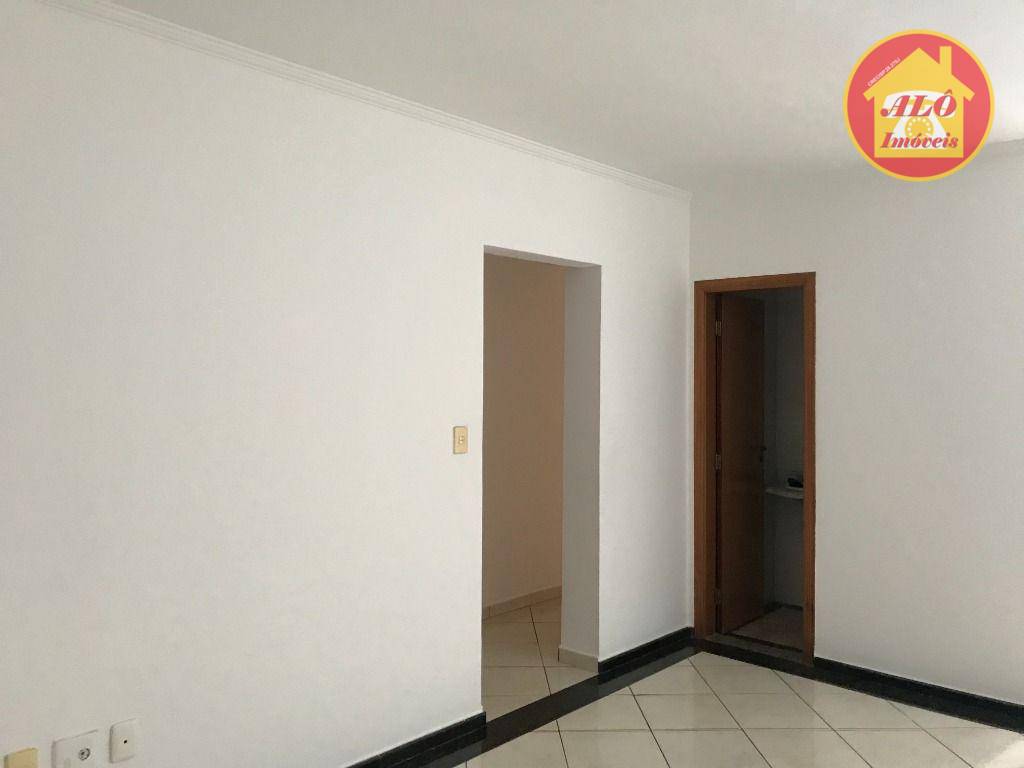 Apartamento à venda com 3 quartos, 170m² - Foto 2