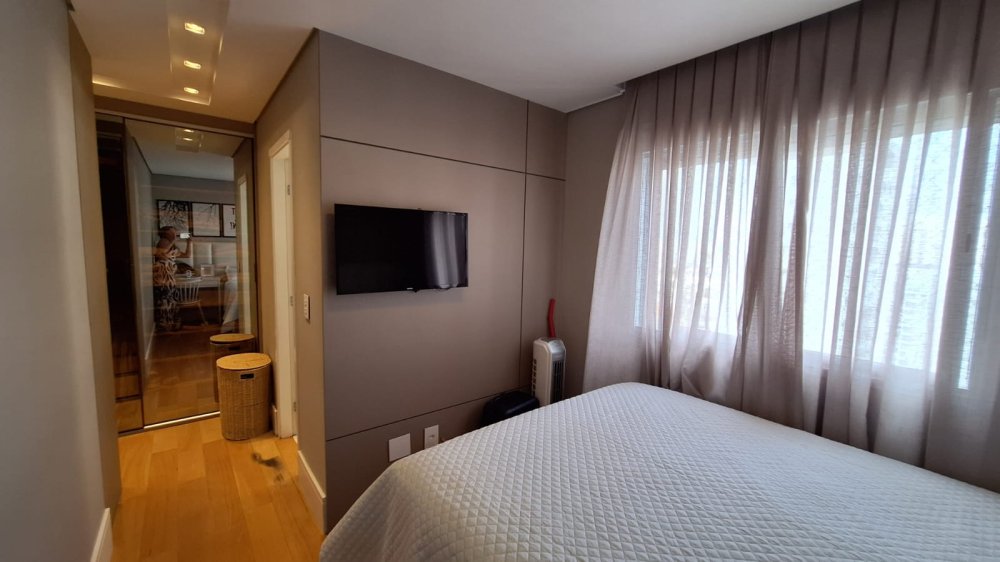 Apartamento à venda com 2 quartos, 96m² - Foto 2