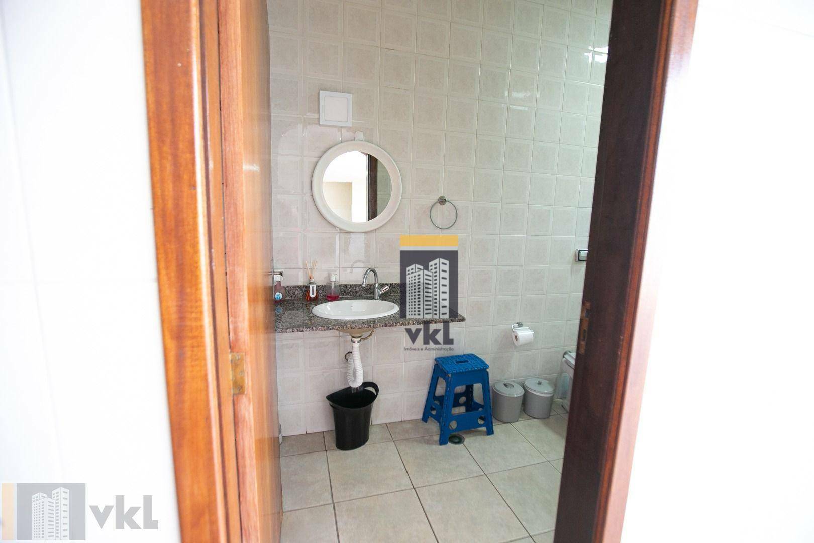 Sobrado à venda com 4 quartos, 372m² - Foto 12