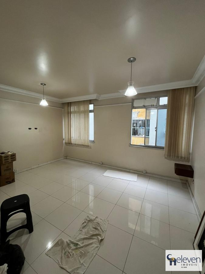 Apartamento à venda com 2 quartos, 70m² - Foto 6