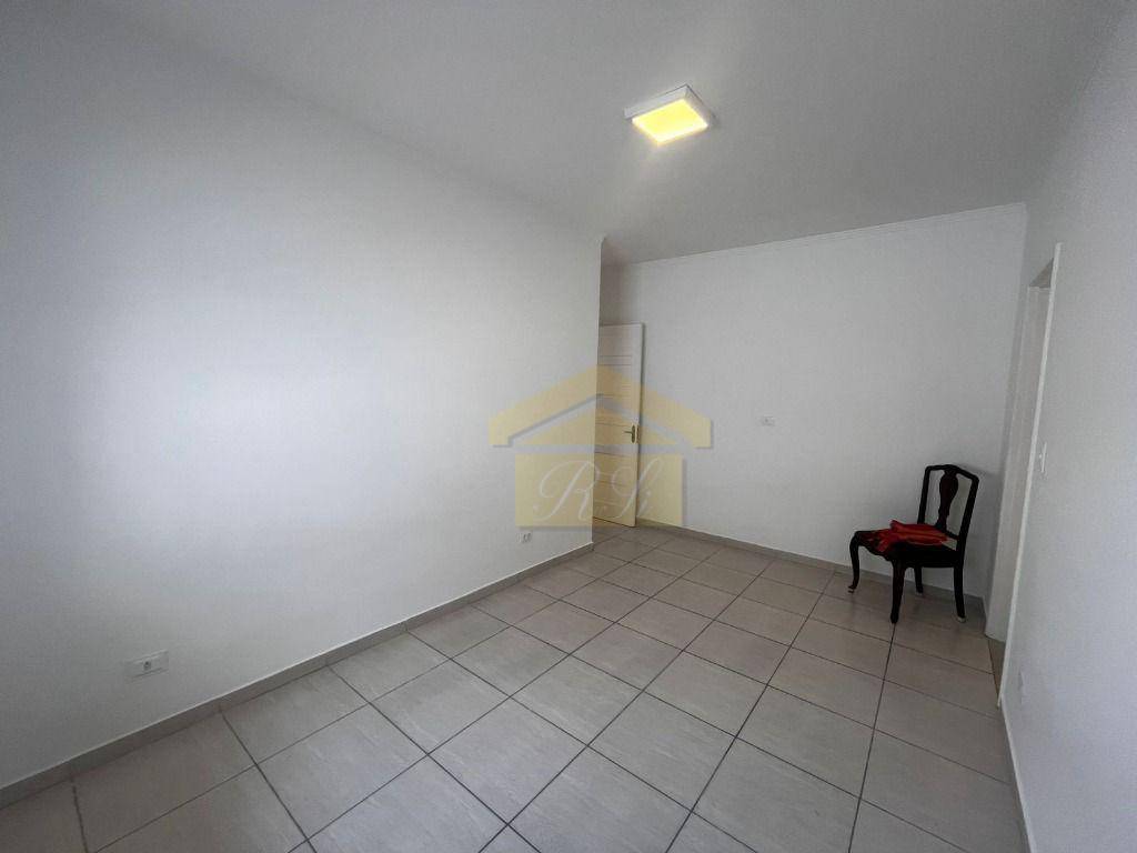 Casa para alugar com 3 quartos, 120m² - Foto 5