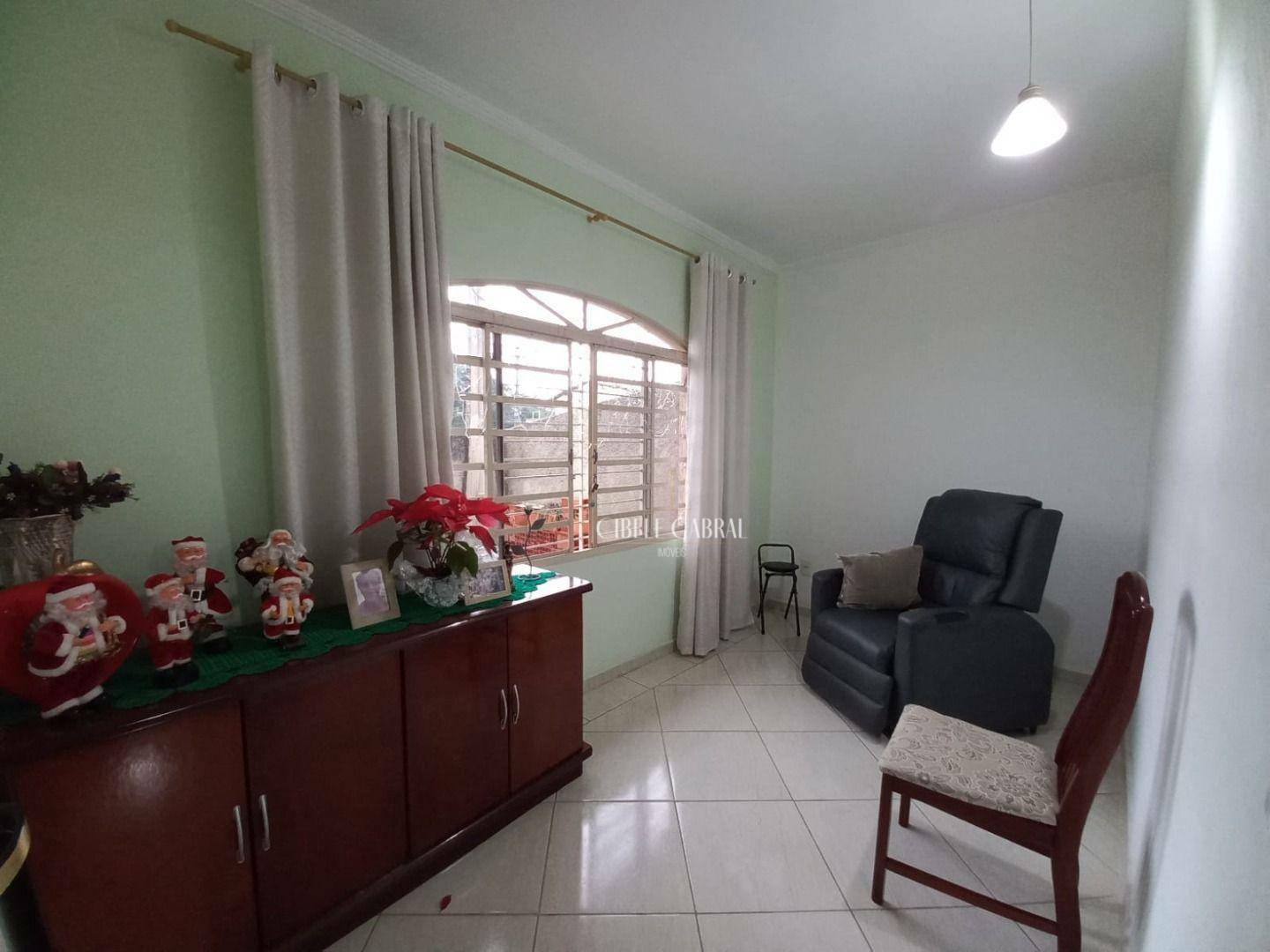 Casa à venda com 3 quartos, 140m² - Foto 4