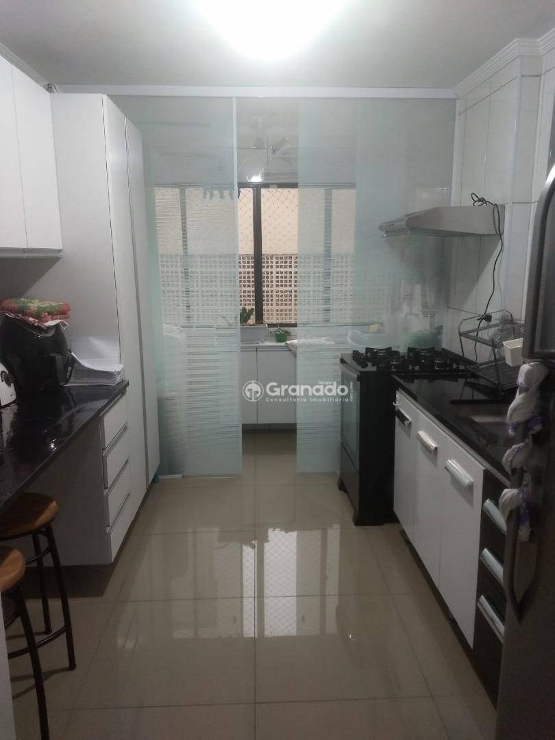 Apartamento à venda com 2 quartos, 57m² - Foto 20