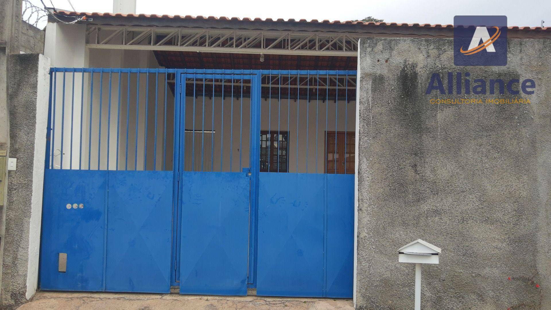 Casa para alugar com 4 quartos, 230m² - Foto 4