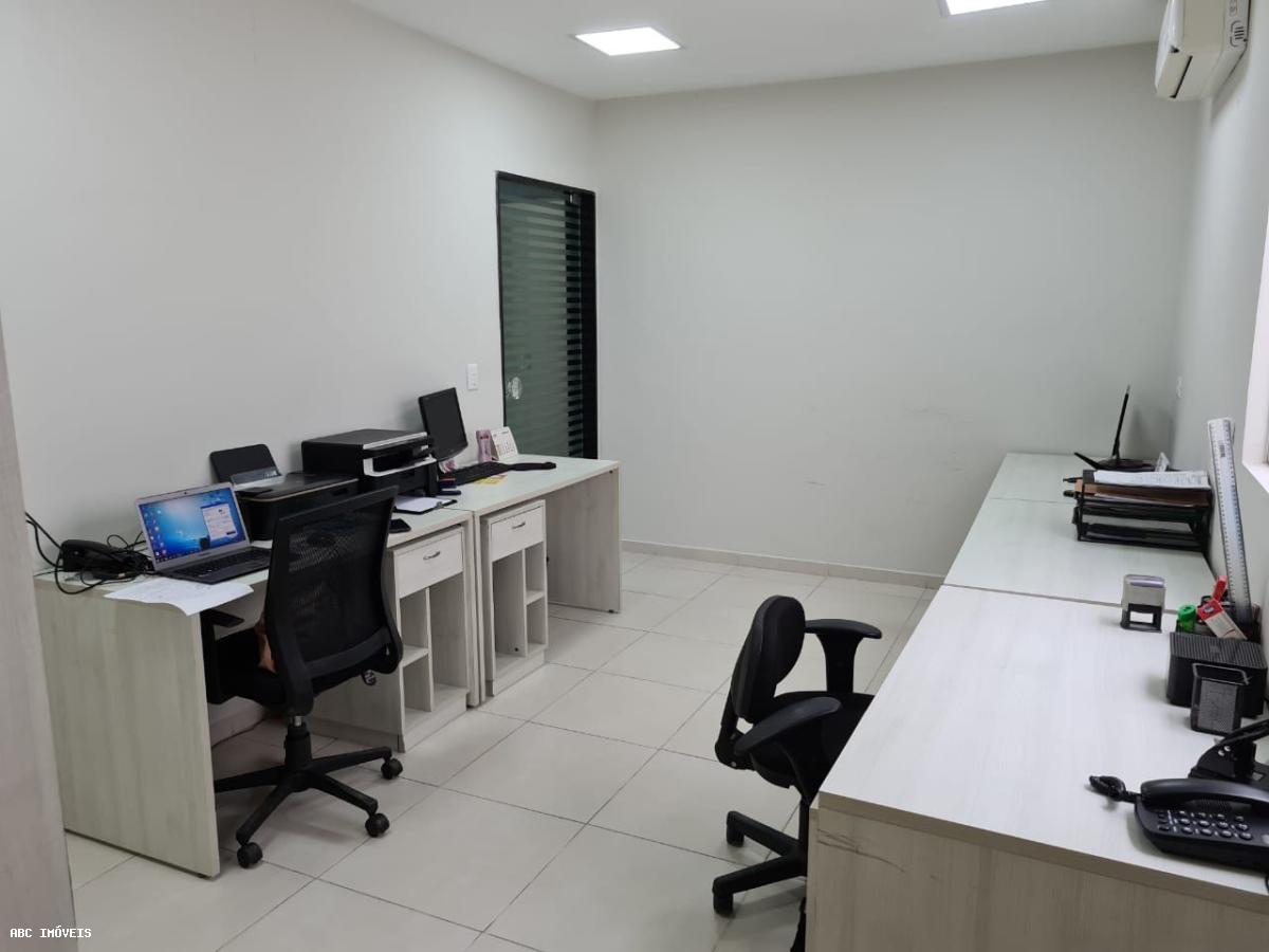 Prédio Inteiro para alugar com 1 quarto, 550m² - Foto 4