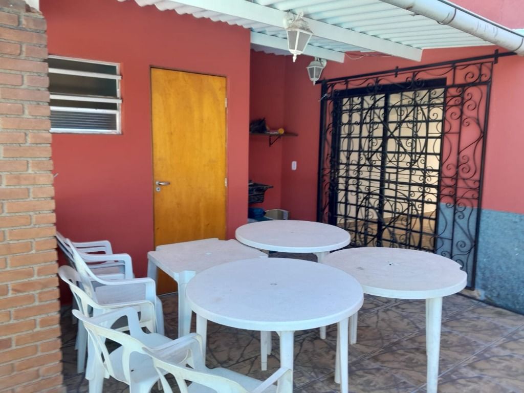 Chácara à venda com 4 quartos, 800m² - Foto 8