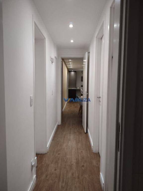 Apartamento à venda com 3 quartos, 137m² - Foto 4