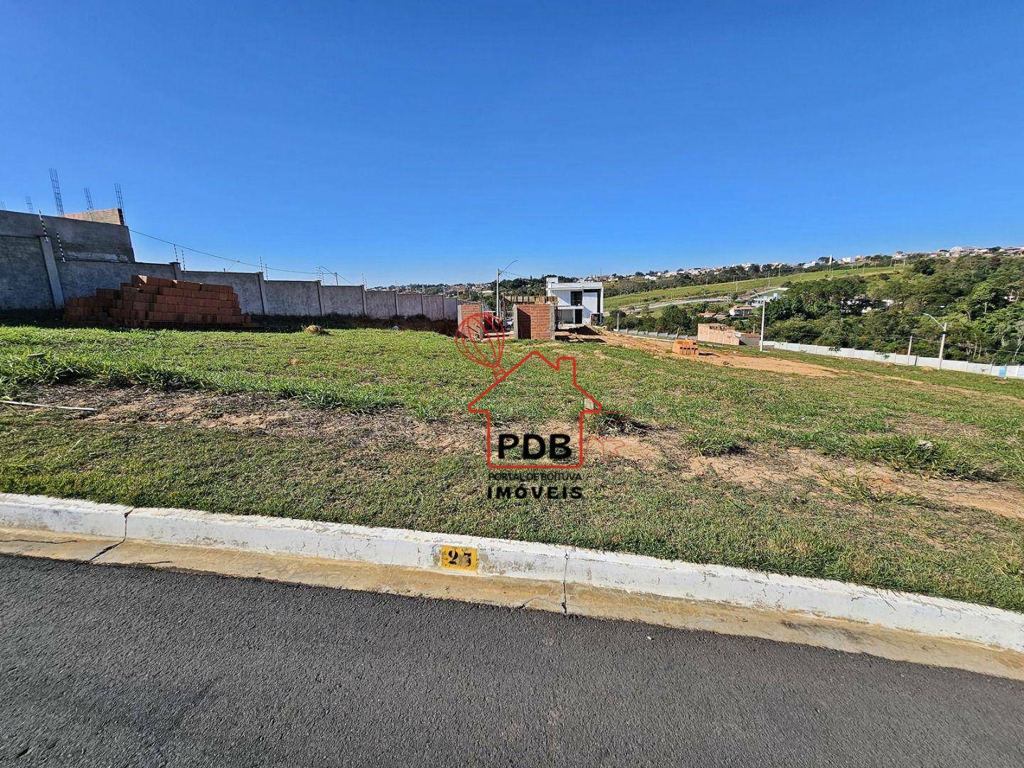 Loteamento e Condomínio, 220 m² - Foto 1