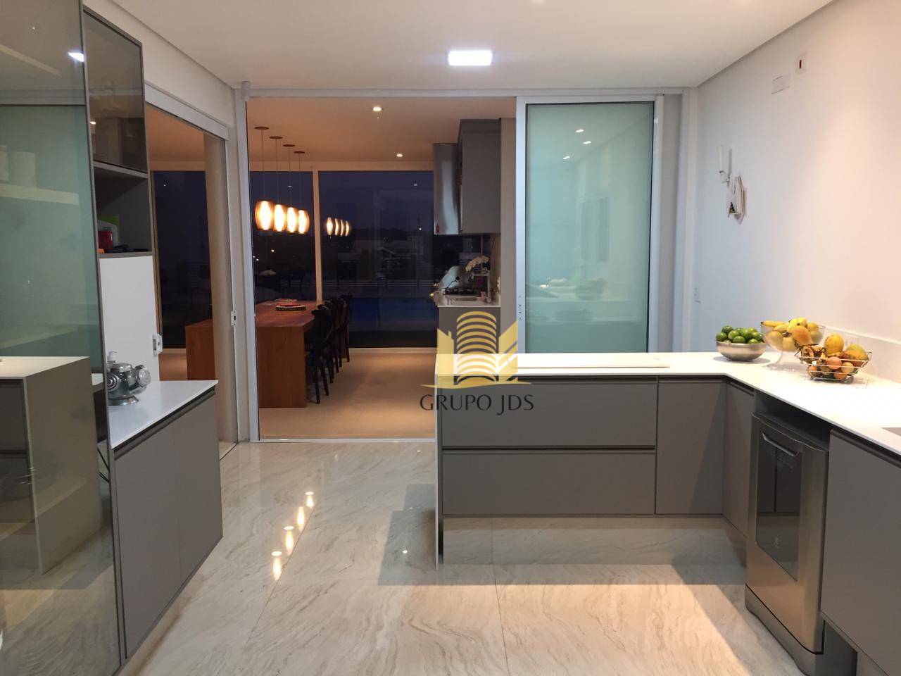 Casa à venda com 4 quartos, 540m² - Foto 5