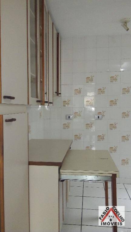 Apartamento à venda com 2 quartos, 60m² - Foto 3