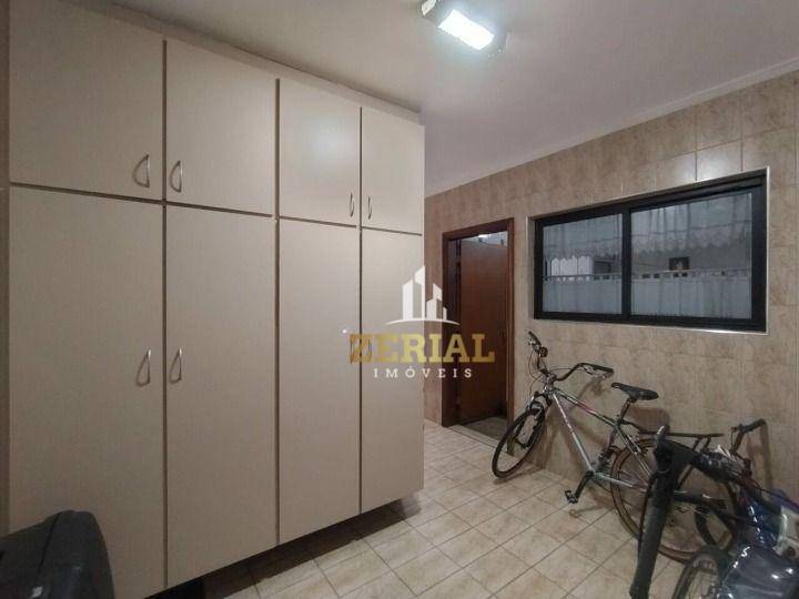 Apartamento para alugar com 4 quartos, 254m² - Foto 22