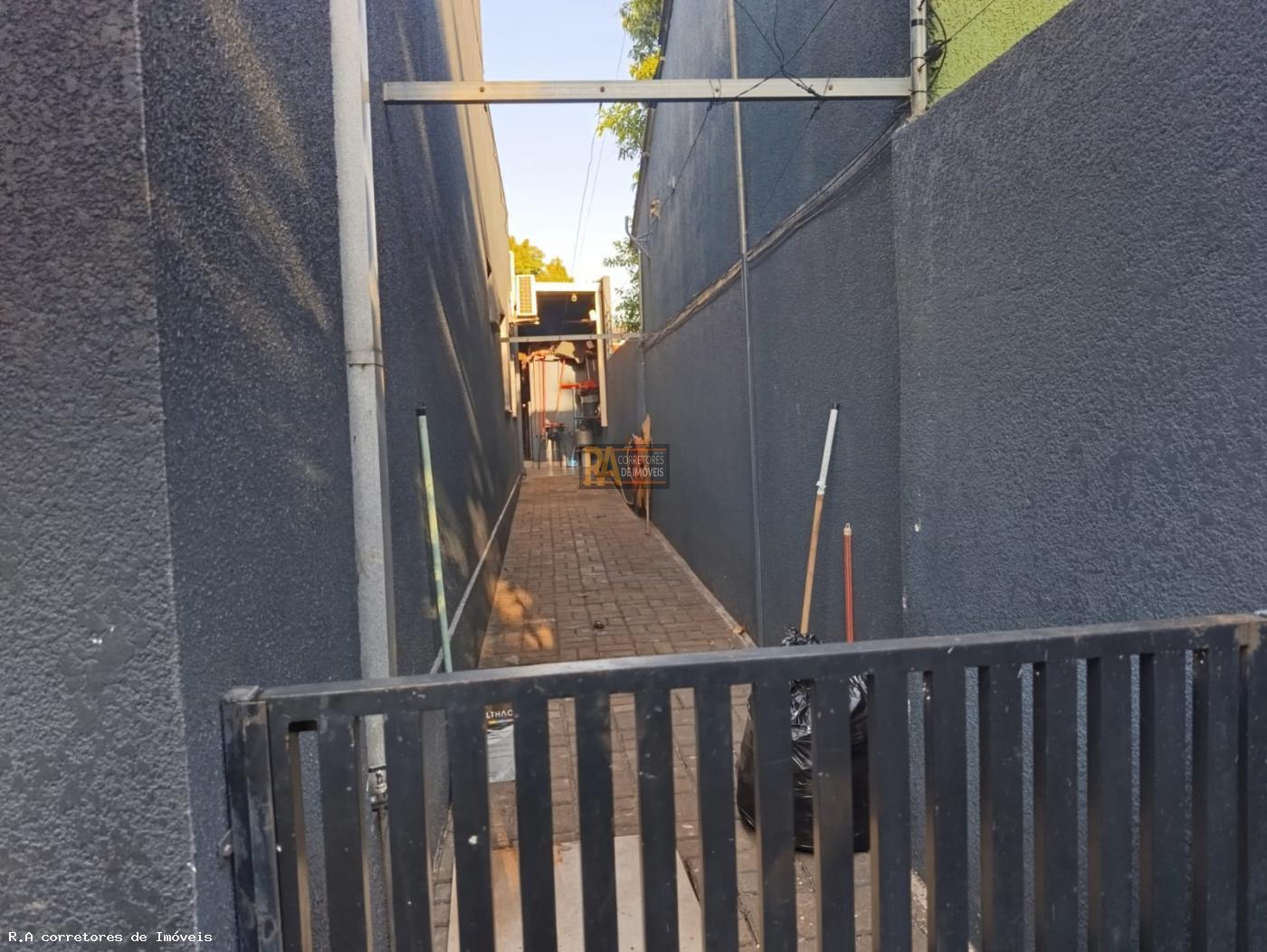 Casa à venda com 3 quartos, 387m² - Foto 42