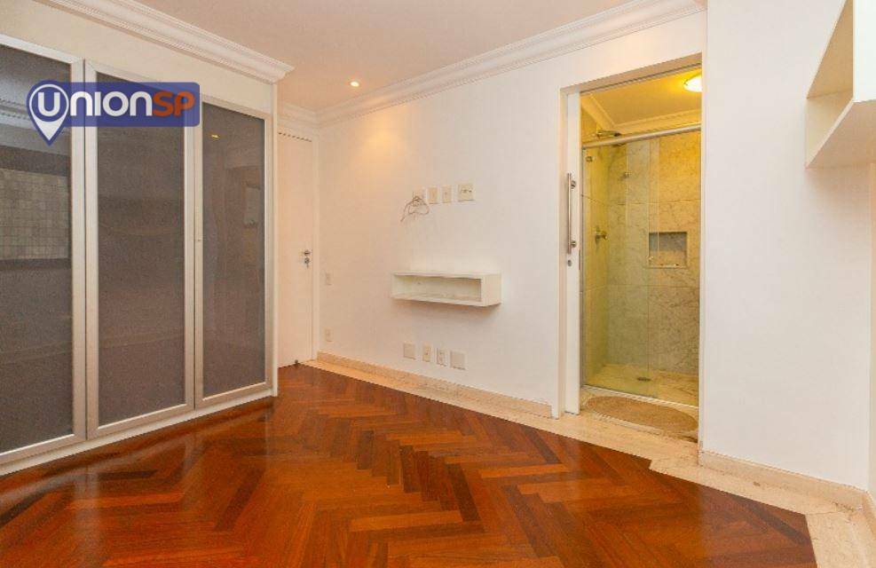 Apartamento à venda com 3 quartos, 180m² - Foto 11