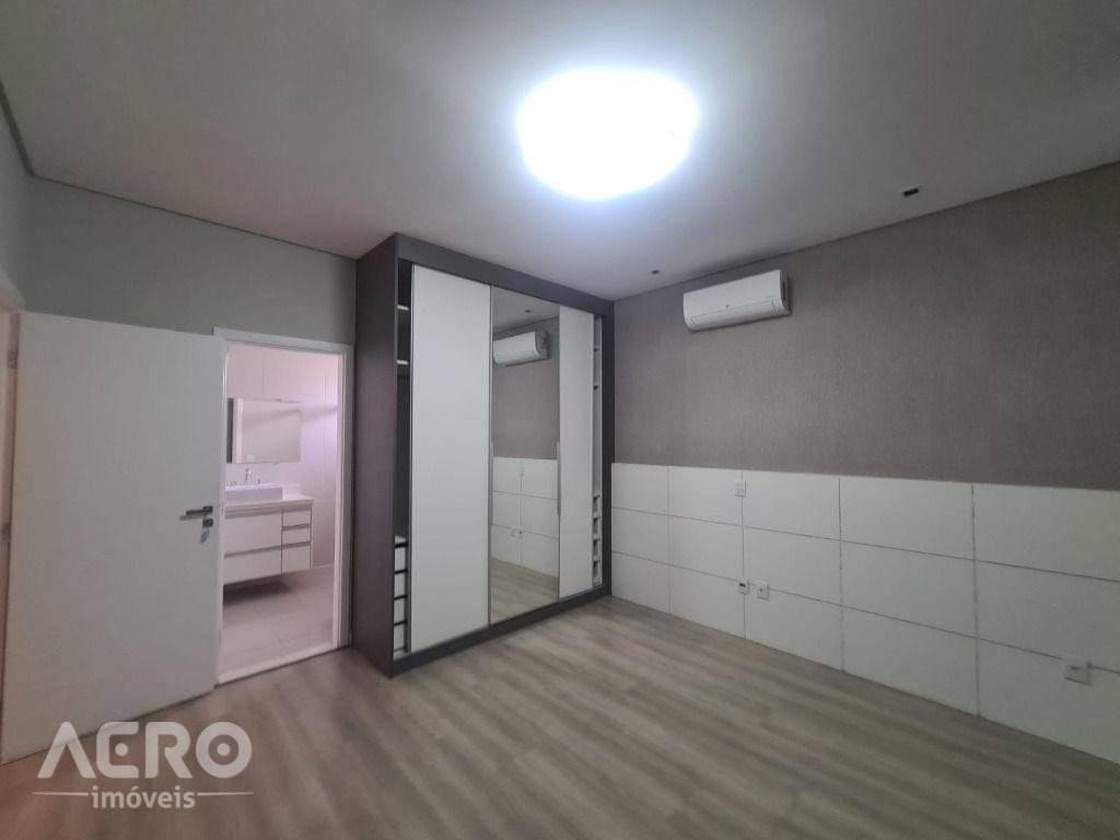 Casa de Condomínio à venda com 3 quartos, 222m² - Foto 40