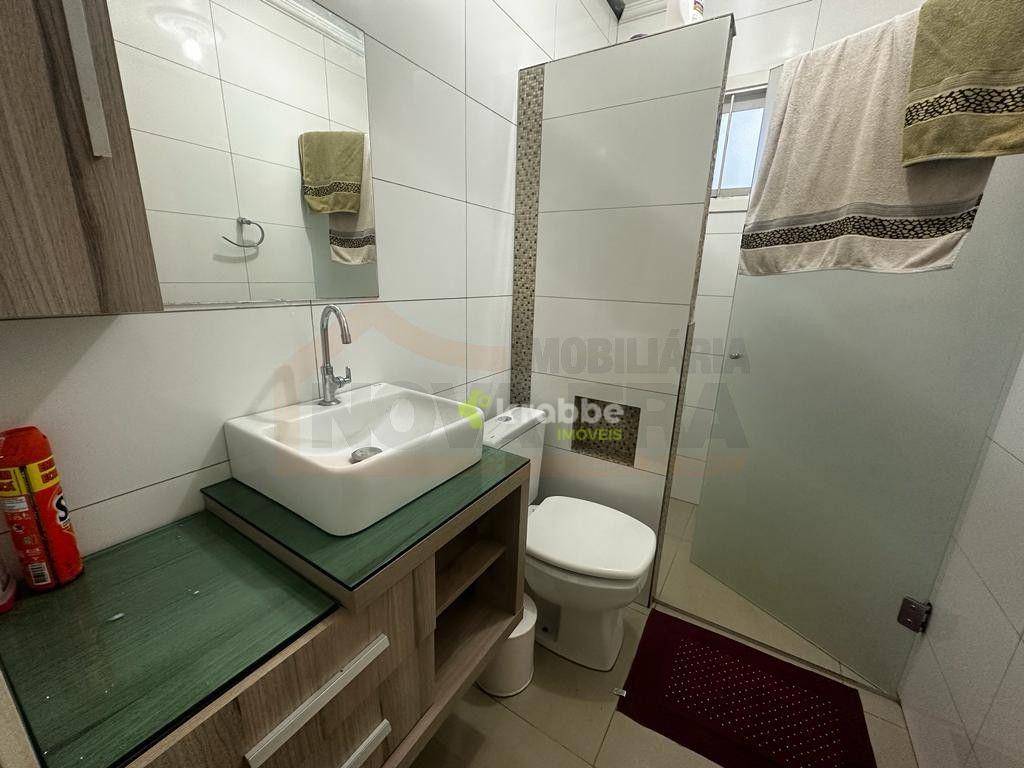 Casa à venda com 2 quartos, 100m² - Foto 8