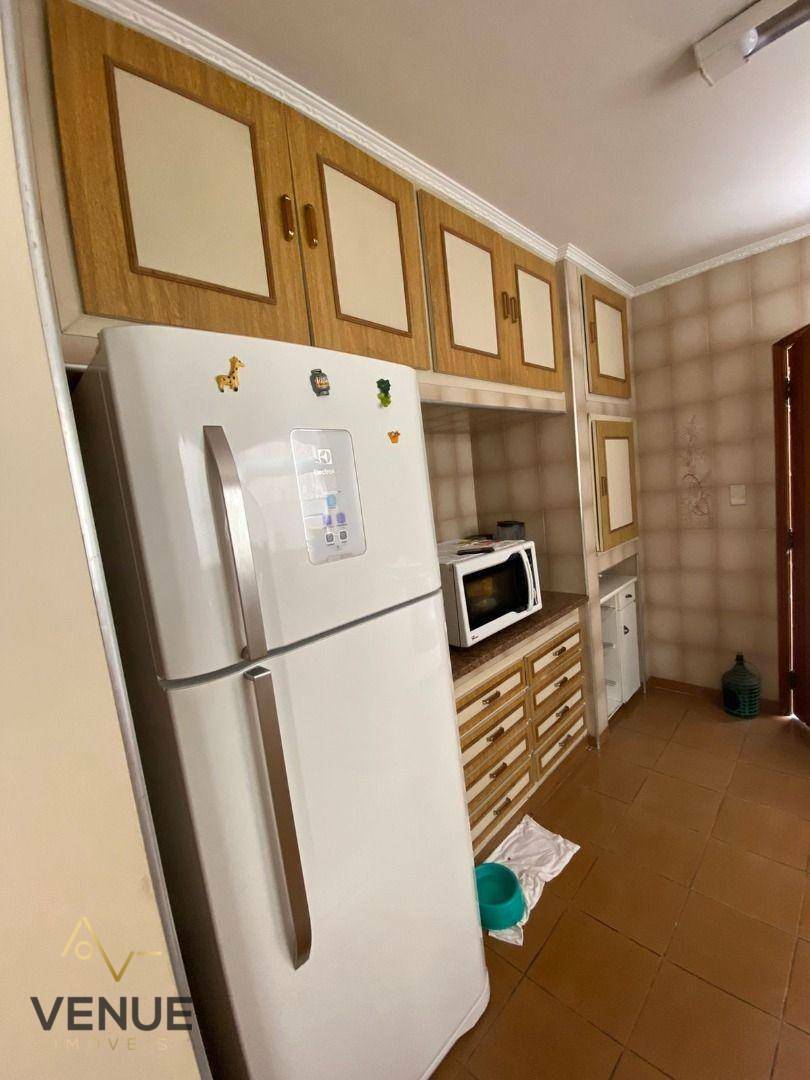 Sobrado à venda com 5 quartos, 174m² - Foto 14