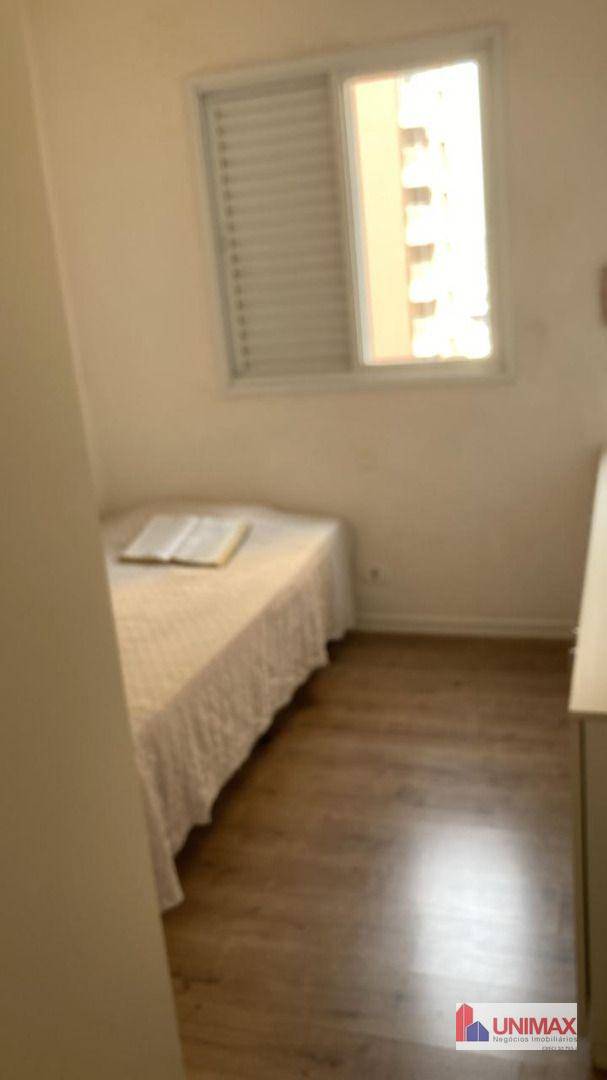 Apartamento à venda com 3 quartos, 83m² - Foto 11