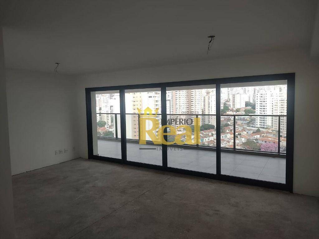 Apartamento à venda com 3 quartos, 151m² - Foto 19