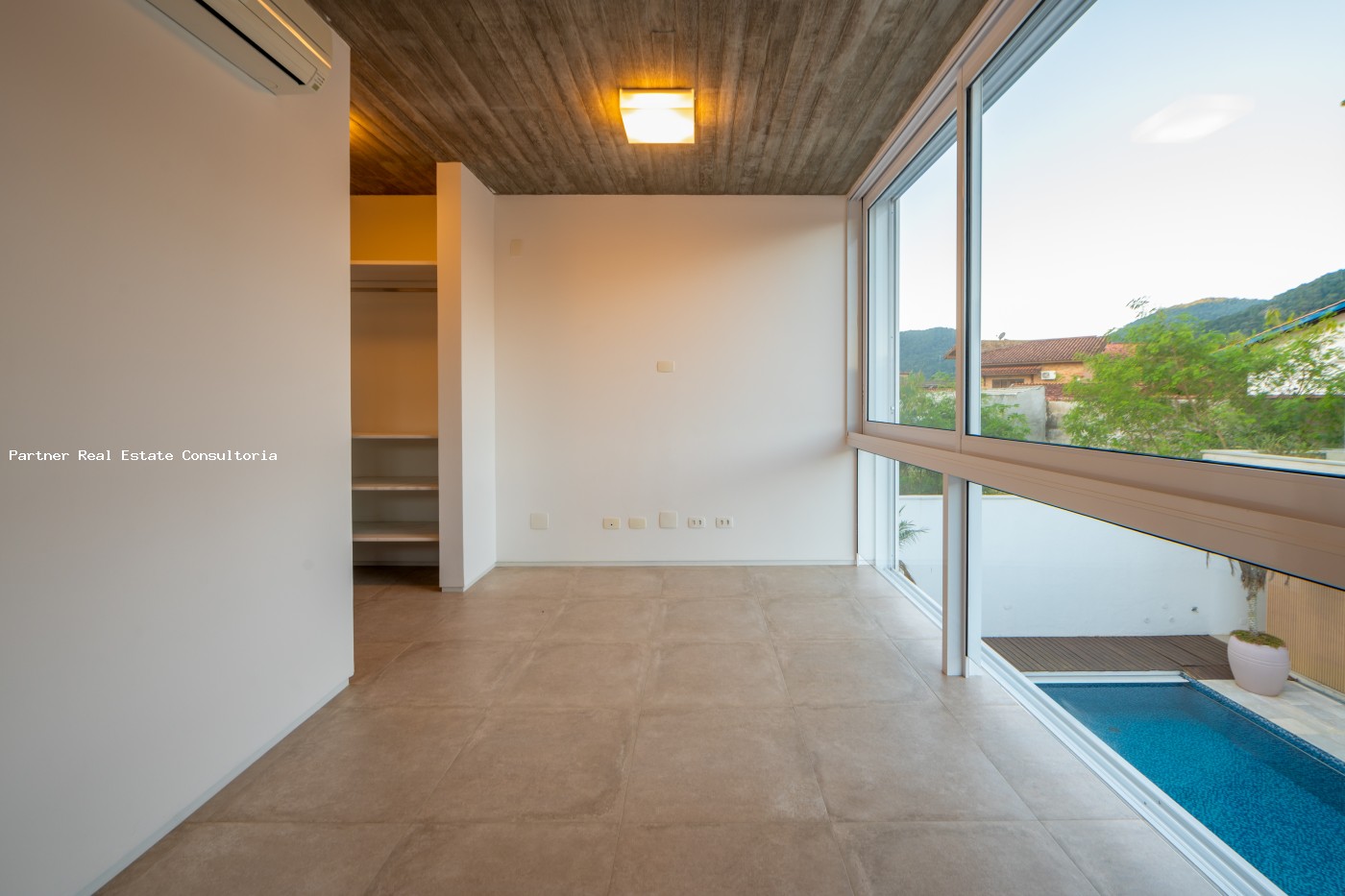 Casa à venda com 4 quartos, 403m² - Foto 12