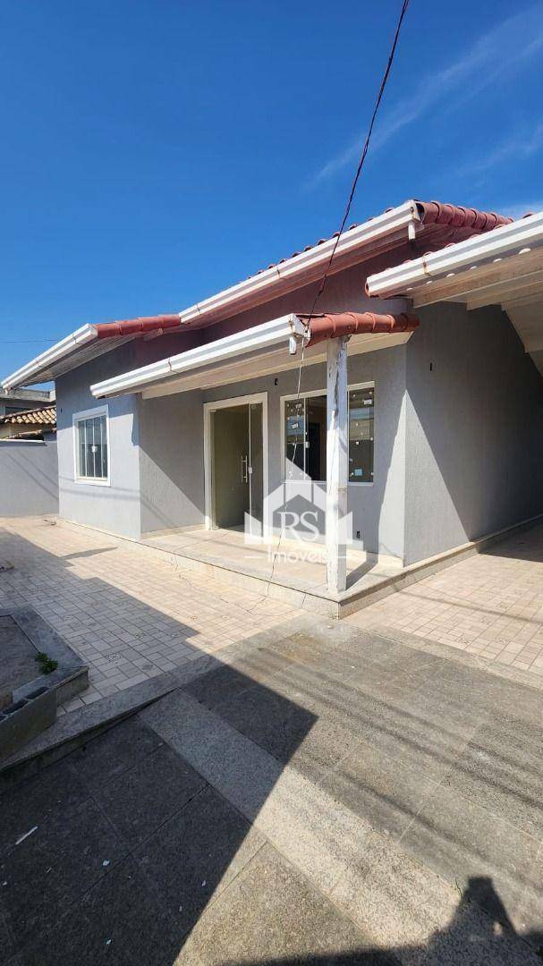 Casa à venda com 2 quartos, 115m² - Foto 1