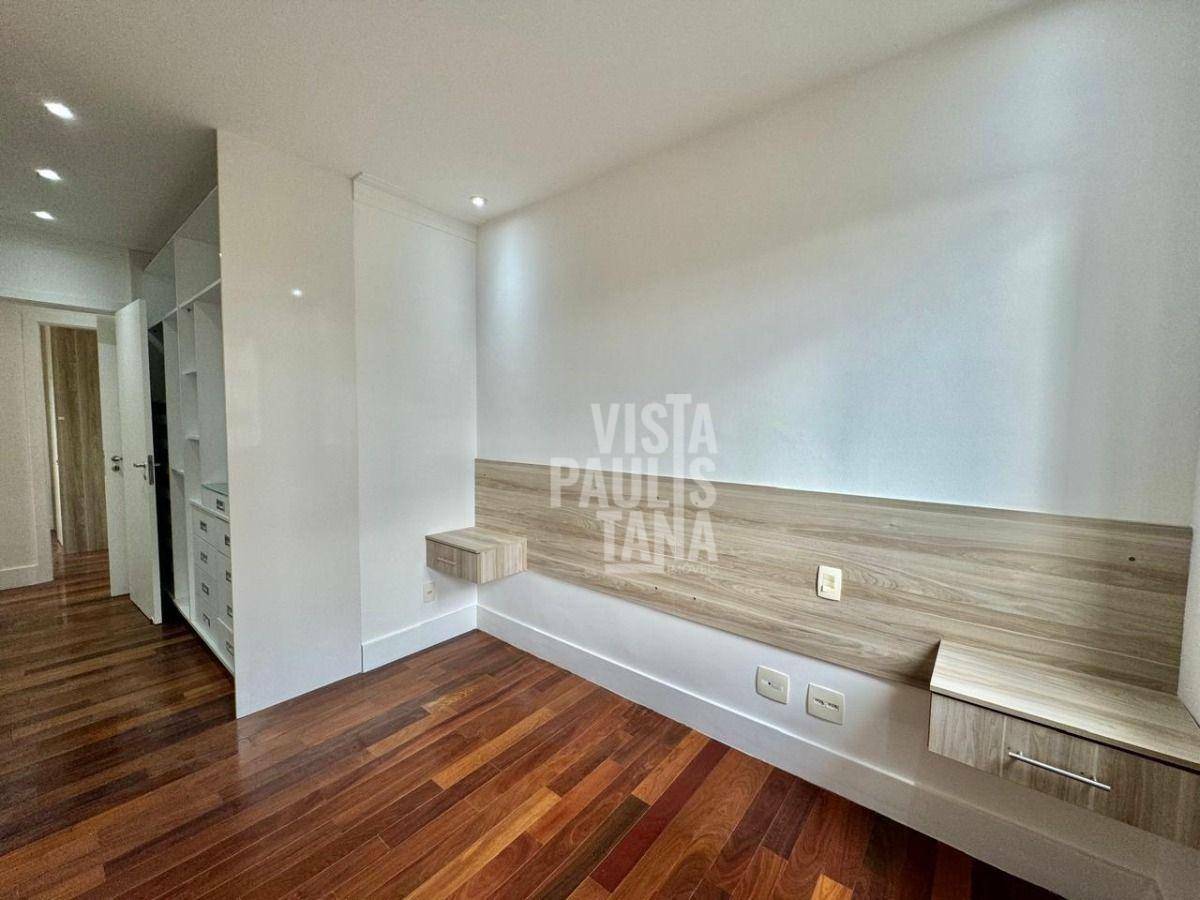 Apartamento à venda com 3 quartos, 117m² - Foto 2