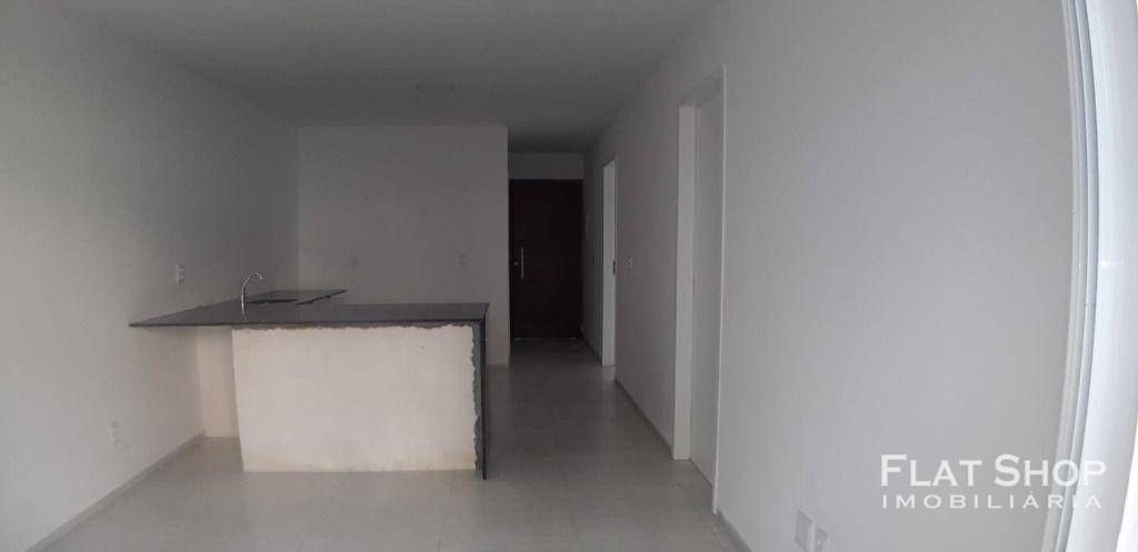 Apartamento à venda com 2 quartos, 71m² - Foto 18